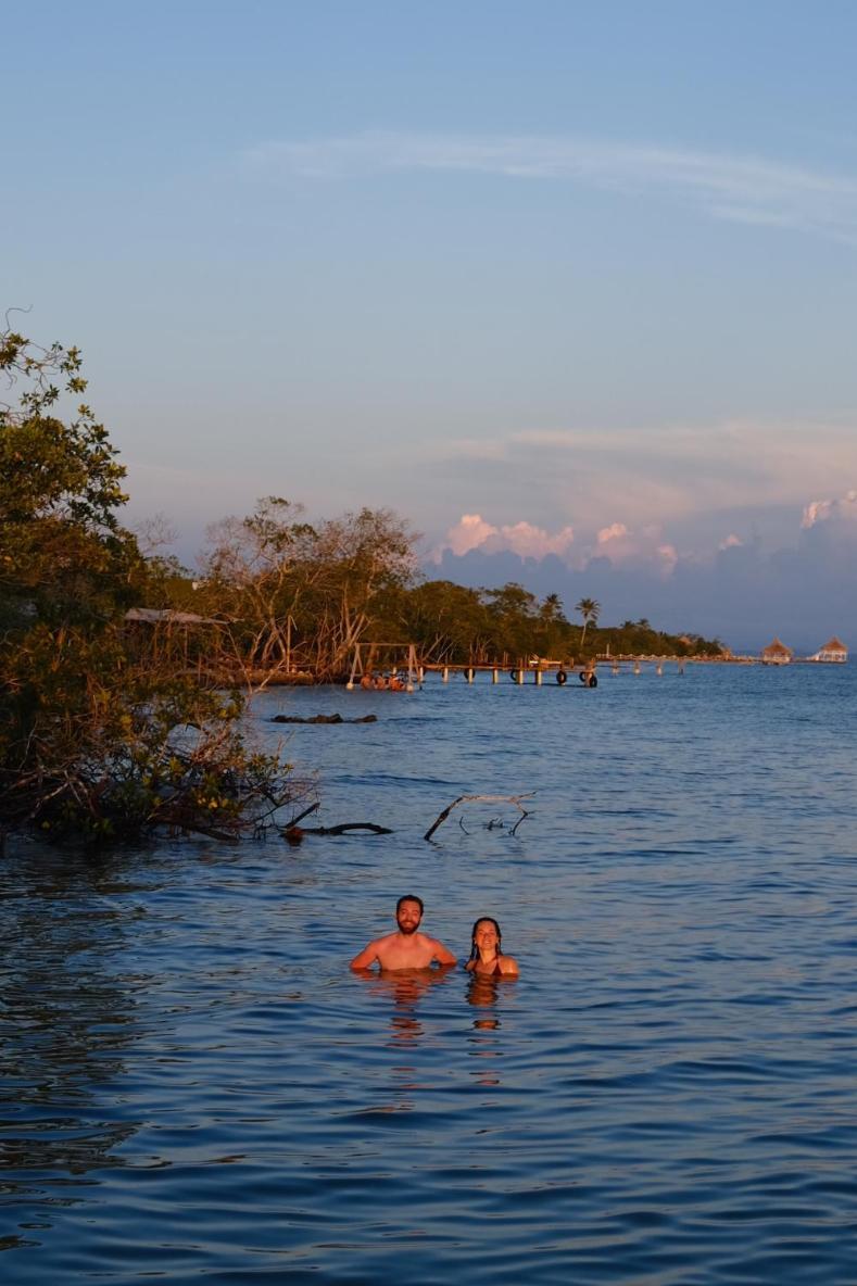 Santa Lova Eco-Hostel Isla Tintipan Tintipan Island Luaran gambar